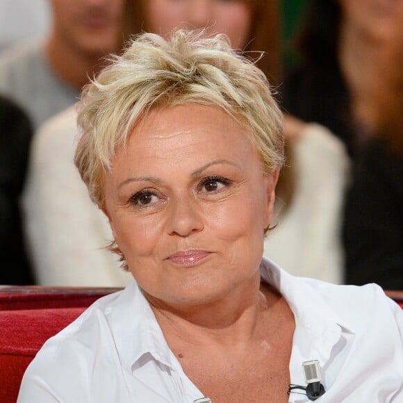 "Ma vie aurait été complètement différente."
Muriel Robin - Enregistrement de l'emission "Vivement Dimanche" a Paris le 30 octobre 2013. L'emission sera diffusee le 3 novembre 2013.