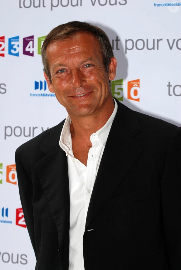 L'ex-star de "Télématin" n'a pas fait comme tout le monde 
Archives - Laurent Bignolas - Conférence de presse de rentrée de France Télévisions 2009-2010 à Paris, le 27 août 2009.