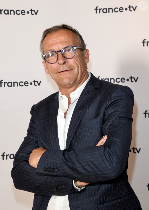 Les travaux terminés, Laurent Bignolas a tout meublé avec de la récup
Laurent Bignolas au photocall de la conférence de presse de France 2 au théâtre Marigny à Paris le 18 juin 2019 © Coadic Guirec / Bestimage