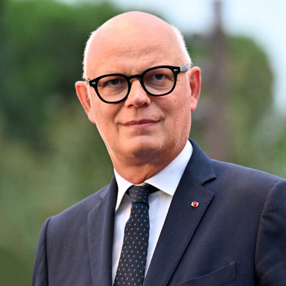 Christian Estrosi, le maire de Nice, avec sa femme, Laura Tenoudji Estrosi et son invité d'honneur Edouard Philippe, a orchestré "Lou Festin Nissart", un diner amical et convivial autour du maire, au jardin Albert 1er sur la Coulée Verte à Nice le 1 septembre 2023.  © Bruno Bebert/Bestimage