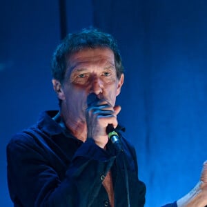 Miossec en concert sur la scène du Grand théâtre de la Coursive lors des Francofolies de La Rochelle, le 11 juillet 2021, 25 ans après la sortie de son premier album, "Boire". © MPP / Bestimage 