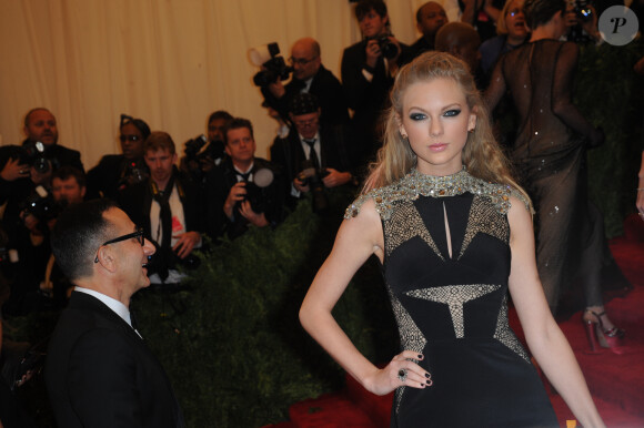 Taylor Swift - Soiree "'Punk: Chaos to Couture' Costume Institute Benefit Met Gala" a New York le 6 mai 2013.