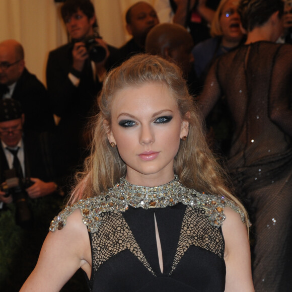 Taylor Swift - Soiree "'Punk: Chaos to Couture' Costume Institute Benefit Met Gala" a New York le 6 mai 2013.
