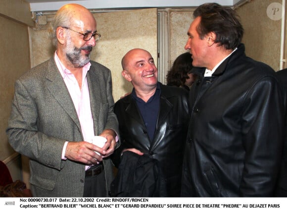 Les deux acteurs sont amis.
Bertrand Blier, Gérard Depardieu et Michel Blanc - Soirée pièce de théâtre Phèdre au Déjazet Paris