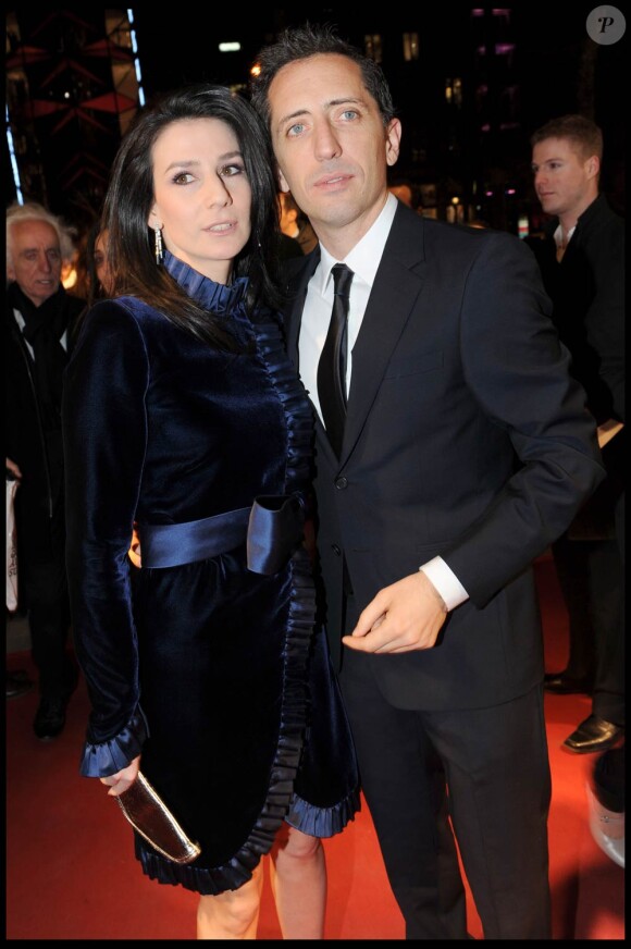 Marie Drucker et Gad Elmaleh, lors de l'avant-première de La Rafle, qui s'est tenue au Gaumont Champs-Elysées, à Paris, le 8 mars 2010.