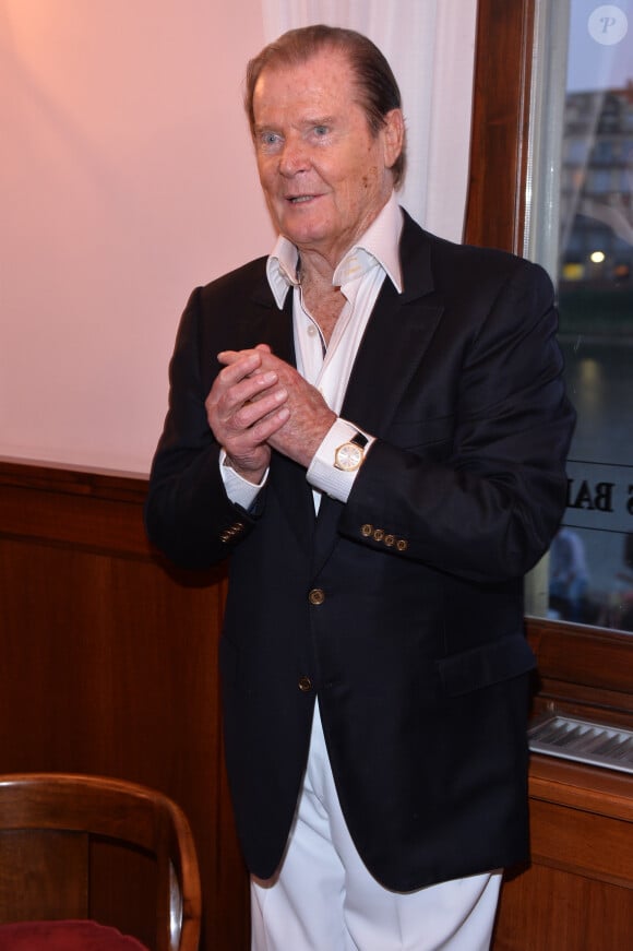 Roger Moore - Soiree "Uomo Vogue" a Florence, le 19 Juin 2013. 