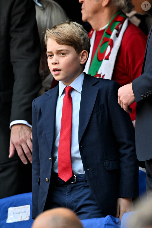 Le prince William et son fils le prince George - Quart de finale de la Coupe du monde de Rugby 2023 entre le Pays de Galles et l'Argentine. Marseille, le 14 octobre 2023. © Bruno Bebert / Bestimage