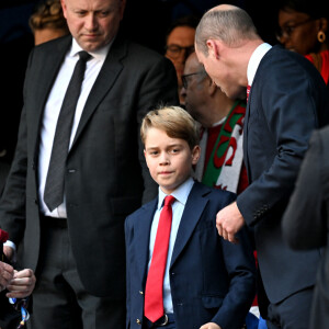 Le prince William et son fils le prince George - Quart de finale de la Coupe du monde de Rugby 2023 entre le Pays de Galles et l'Argentine. Marseille, le 14 octobre 2023. © Bruno Bebert / Bestimage