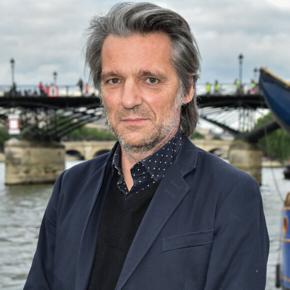 Yvan Le Bolloc'h est né à Brest
Exclusif - Yvan Le Bolloc'h - Soirée "Fête des fictions de France 3" à la péniche La Balle au Bond au port des Saints-Pères à Paris