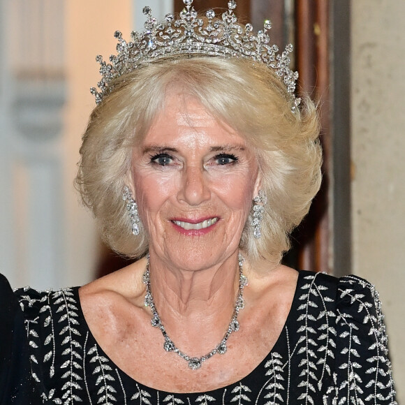 Camilla Parker-Bowles a impressionné tout le monde lors d'un dîner.
La reine consort d'Angleterre Camilla Parker Bowles lors d'un dîner à la Mansion House à Londres, en l'honneur du travail des institutions civiques de la ville de Londres.