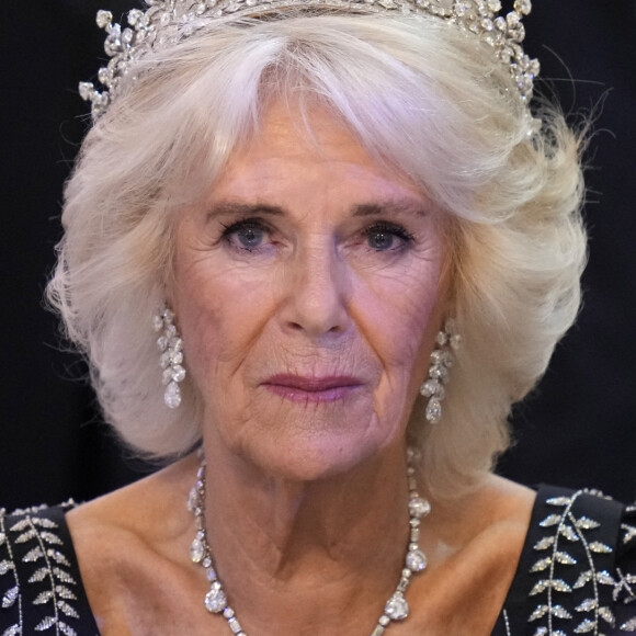 La reine consort d'Angleterre Camilla Parker Bowles lors d'un dîner à la Mansion House à Londres, en l'honneur du travail des institutions civiques de la ville de Londres. Le 18 octobre 2023 