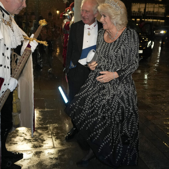 Le roi Charles III d'Angleterre et la reine consort Camilla Parker Bowles lors d'un dîner à la Mansion House à Londres, en l'honneur du travail des institutions civiques de la ville de Londres. Le 18 octobre 2023 