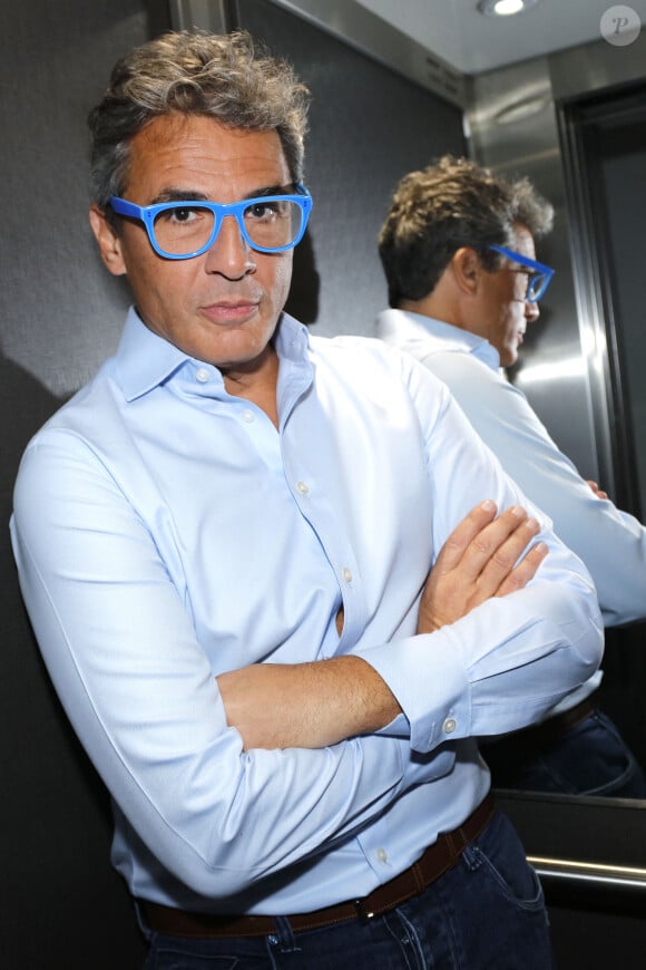 Portrait de Julien Cohen en marge de l'enregistrement de l'émission "Chez Jordan", le 17 octobre 2022.