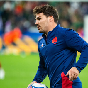 "Un de mes voisins disait : 'C'est un scandale ! On va le tuer !", se souvient le professeur Frédéric Lauwers

Antoine Dupont (XV de France) - Coupe du Monde de Rugby France 2023 - Match de quart de finale "France-Afrique du Sud (28-29)" au Stade de France à Saint-Denis 15 octobre 2023.