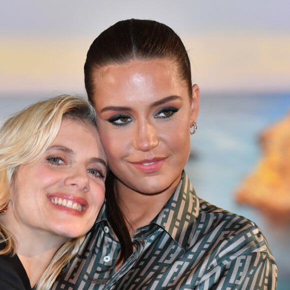 Mélanie Laurent , Adèle Exarchopoulos - Avant-première du film "Voleuses" diffusé sur Netflix. Paris le 24 octobre 2023. © Veeren / Bestimage 