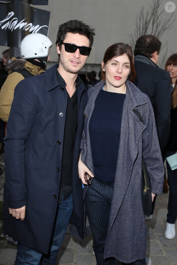 Jeremie Elkaim et sa compagne Valerie Donzelli - Arrivee des people au defile de mode Hommes Automne-Hiver 2014/2015 "Dior Homme" a Paris. Le 18 janvier 2014