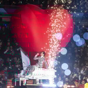 Mika a réalisé la performance avant la finale de la Coupe du monde de rugby
Medley de Mika - Personnalités à la finale de la coupe du monde de rugby Afrique du Sud / Nouvelle Zélande (12 - 11) au stade de France à Saint-Denis