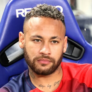 Le footballeur Neymar aurait trompé sa fiancée
Naissance - Neymar Jr. est devenu papa pour la deuxième fois d'une petite Mavie