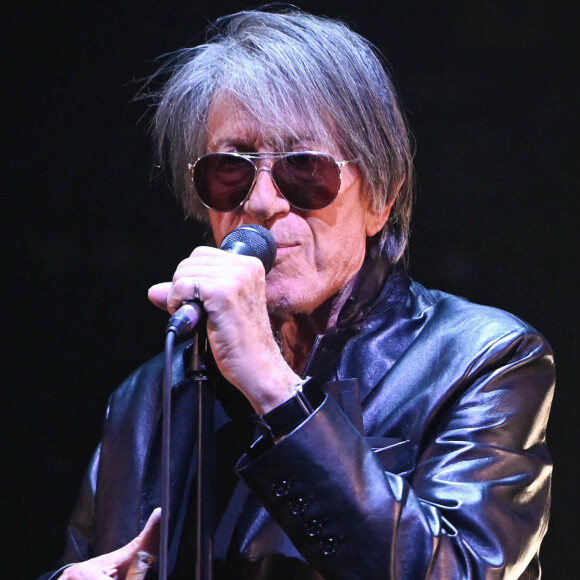 Jacques Dutronc et Thomas Dutronc en showcase de leur tournée "Dutronc & Dutronc" au Centre Evénementiel de Courbevoie le 11 avril 2022. © Coadic Guirec/Bestimage