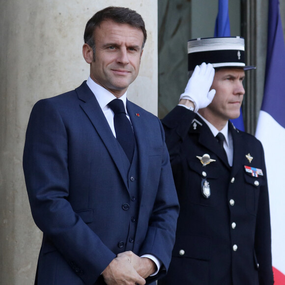 Le président français, Emmannuel Macron reçoit Roberta Metsola, présidente du Parlement européen pour un entretien au palais de l'Elysée, Paris le 31 octobre 2023. © Stéphane Lemouton / Bestimage 