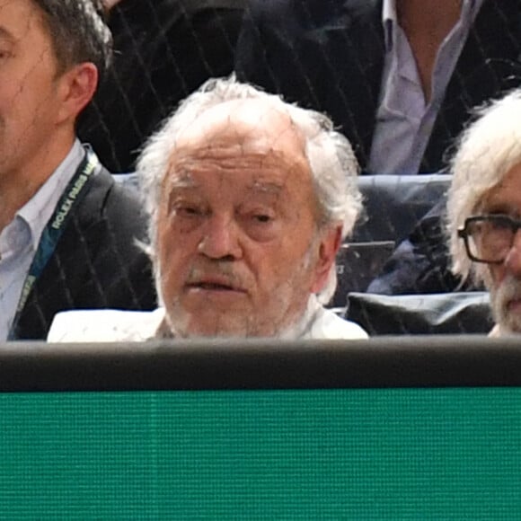 Pierre Richard - People dans les tribunes de la demi-finale de l'Open Rolex Paris Masters à l'Accor Arena entre N. Djokovic contre A. Rublev, Paris le 4 novembre 2023. © Veeren/Bestimage 