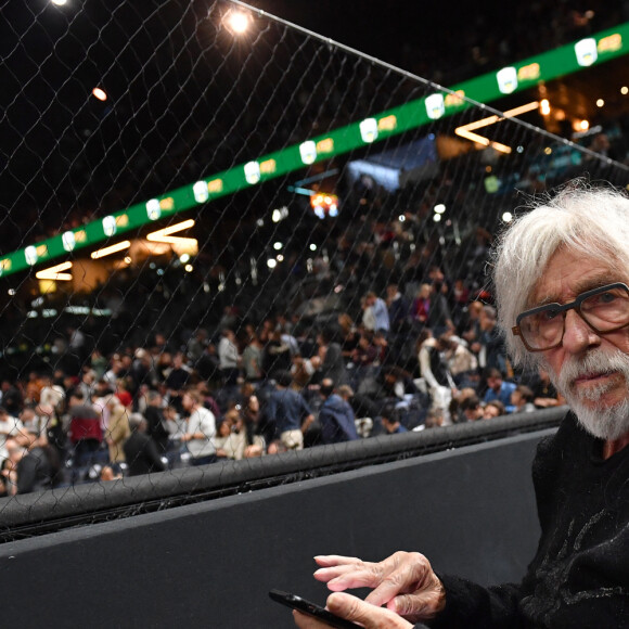 Pierre Richard - People dans les tribunes de la demi-finale de l'Open Rolex Paris Masters à l'Accor Arena entre N. Djokovic contre A. Rublev, Paris le 4 novembre 2023. © Veeren/Bestimage 