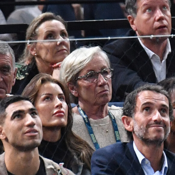 Achraf Hakimi, Alexandre Bompard, Fabrice Santoro - People dans les tribunes de la demi-finale de l'Open Rolex Paris Masters à l'Accor Arena entre N. Djokovic contre A. Rublev, Paris le 4 novembre 2023. © Veeren/Bestimage 