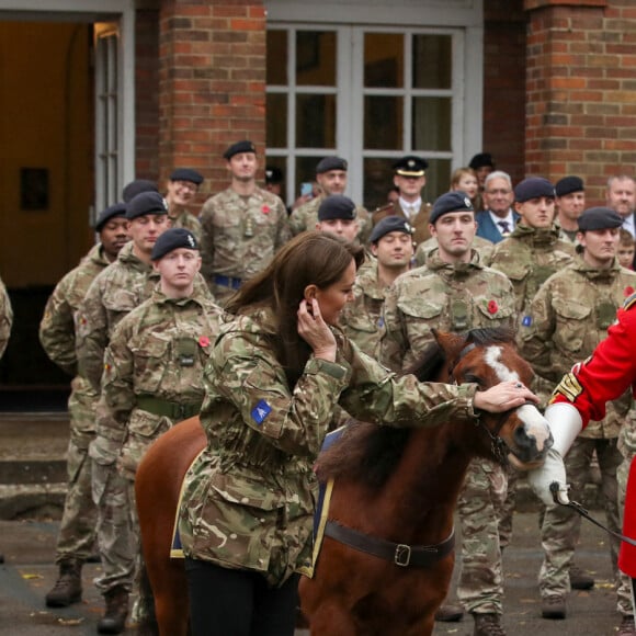 Kate Middleton - Visite au 1er Queen's Dragoon Guards à la caserne Robertson, Dareham, dans le Norfolk. Le 8 novembre 2023.