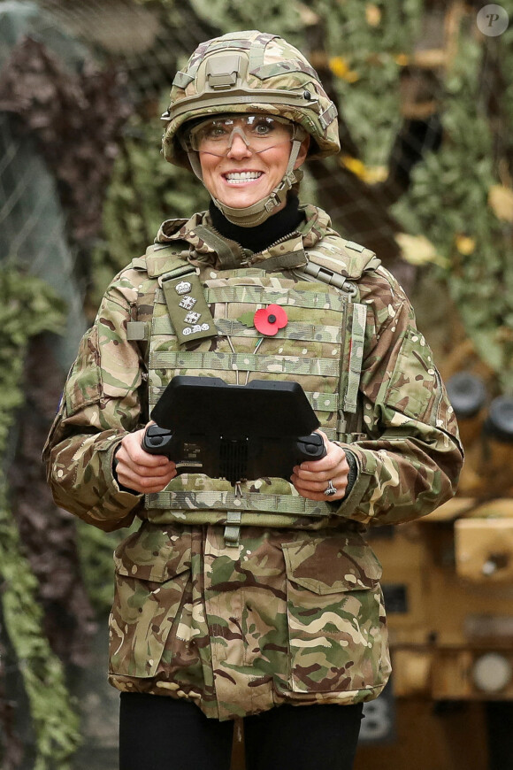 Kate Middleton - Visite au 1er Queen's Dragoon Guards à la caserne Robertson, Dareham, dans le Norfolk. Le 8 novembre 2023.