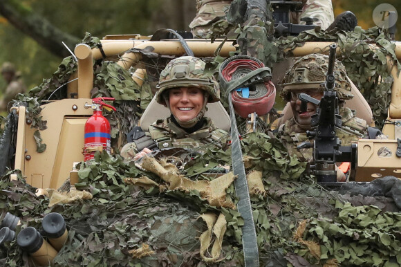 Kate Middleton - Visite au 1er Queen's Dragoon Guards à la caserne Robertson, Dareham, dans le Norfolk. Le 8 novembre 2023.