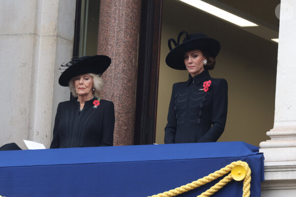 Camilla Parker Bowles et Kate Middleton - La famille royale honore les disparus des deux guerres mondiales lors de la cérémonie Remembrance Sunday (Dimanche du souvenir) au Cénotaphe à Londres. Le 12 novembre 2023.