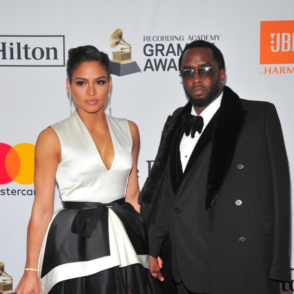 Une période durant laquelle ils ont brillé sur les tapis rouges mais...
Cassie et Sean Combs (P. Diddy) au gala Clive Davis and Recording Academy Pre-Grammy en l'honneur de J-Z à New York, le 27 janvier 2018