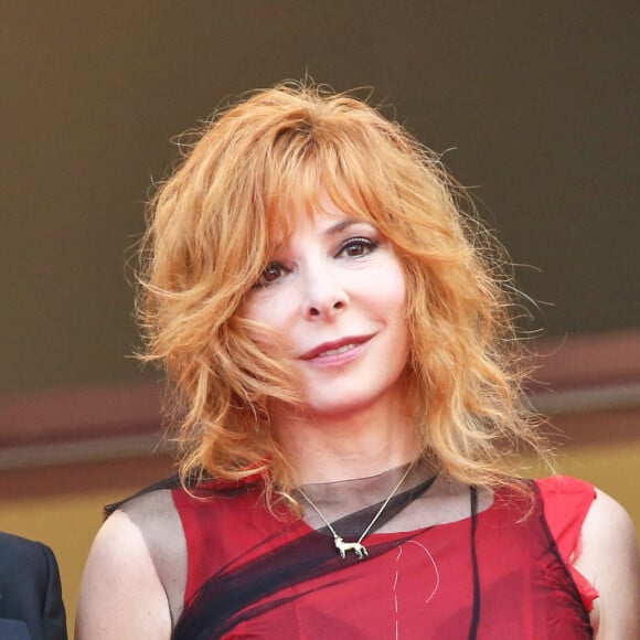 Mylène Farmer - Montée des marches du film " Annette " lors de la cérémonie d'ouverture du 74ème Festival International du Film de Cannes. Le 6 juillet 2021 © Borde-Jacovides-Moreau / Bestimage 