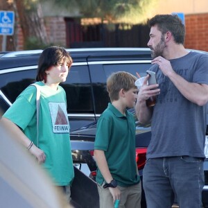 Ben Affleck et sa fille Seraphina - Ben Affleck vient chercher ses enfants dans un skatepark à Los Angeles