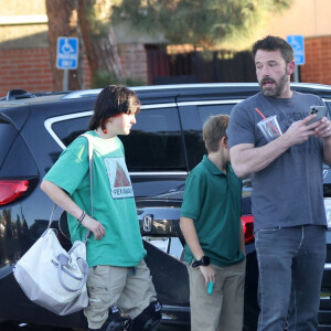 Ben Affleck et sa fille Seraphina - Ben Affleck vient chercher ses enfants dans un skatepark à Los Angeles