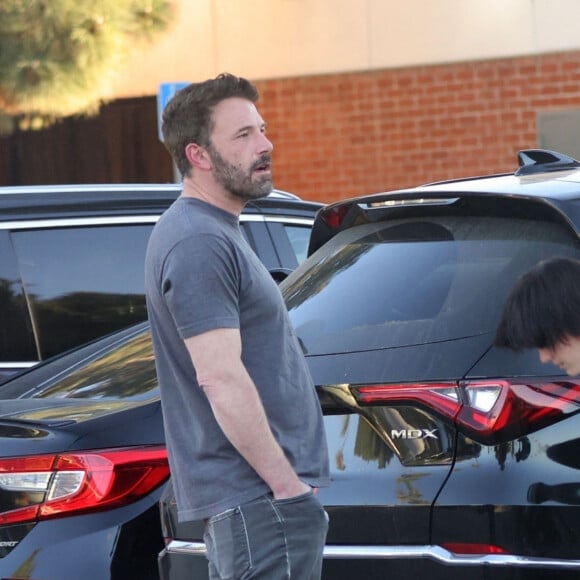 Ben Affleck et sa fille Seraphina - Ben Affleck vient chercher ses enfants dans un skatepark à Los Angeles