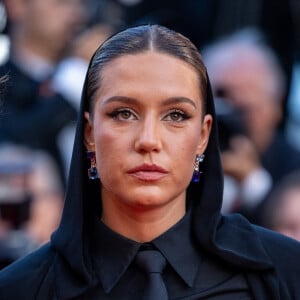 Fausse alerte mais vrai coup de chaud pour les fans !
Adèle Exarchopoulos - Montée des marches du film " Elémentaire " pour la cérémonie de clôture du 76ème Festival International du Film de Cannes, au Palais des Festivals à Cannes. Le 27 mai 2023 © Olivier Borde / Bestimage 