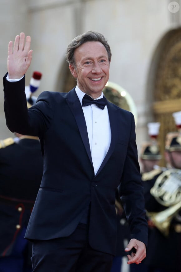 Stéphane Bern - Dîner d'Etat au château de Versailles en l'honneur de la visite officielle du roi et de la reine d'Angleterre en France (20 - 22 septembre 2023). Le 20 septembre 2023. 150 invités triés sur le volet ont été conviés à cette occasion. © Stéphane Lemouton / Bestimage 