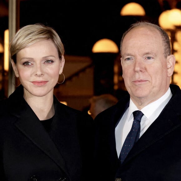 Charlene de Monaco et Albert étaient de sortie
La princesse Charlène de Monaco et le prince Albert II de Monaco - Inauguration de la brasserie "Café de Paris Monte-Carlo" sur la Place du Casino à Monaco. © Claudia Albuquerque/Bestimage 