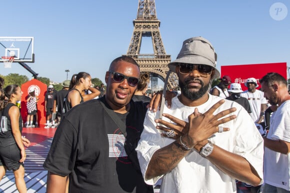 Exclusif - Hammadoun Sidibé et Fally Ipupa à l'évènement "Quai 54", grand tournoi de streetball au Trocadéro à Paris, le 18 juillet 2021. © Pierre Perusseau/Bestimage