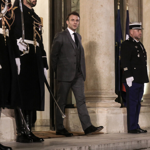 Le président français, Emmanuel Macron recoit le président du Conseil européen, le premier ministre du Royaume des Pays-Bas, le premier ministre du Portugal, la première ministre de la république d'Estonie et le premier ministre du Luxembourg pour un dîner informel sur l'agenda stratégique de l'Union européenne, au palais de l'Elysée, à Paris, le 28 novembre 2023 © Stéphane Lemouton / Bestimage