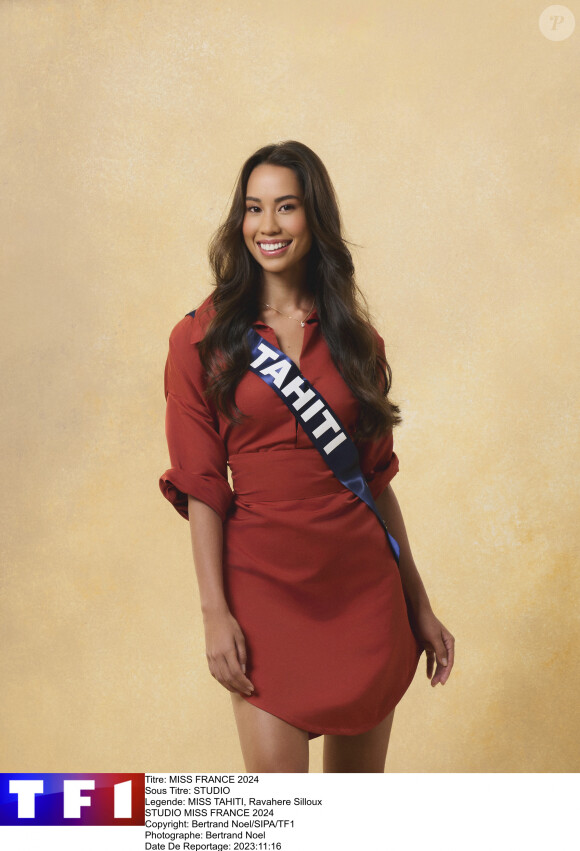 Les 30 candidates régionales apprennent ainsi une certaine ligne de conduite.
Miss Tahiti, Ravahere Silloux, candidate à Miss France 2024.