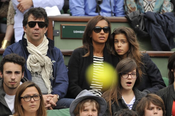 Karine Le Marchand et sa fille Alya, Stéphane Plaza - People aux Internationaux de France de tennis de Roland Garros à Paris, le 29 mai 2014. 