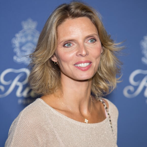 Et d'ajouter plus sérieusement : "Mais ils sont à un âge où ils ont besoin de moi, et ça a également été une motivation pour changer de vie professionnelle".
Sylvie Tellier - Photocall des 125 ans du Ritz à Paris Le 14 septembre 2023. © Rachid Bellak/ Bestimage