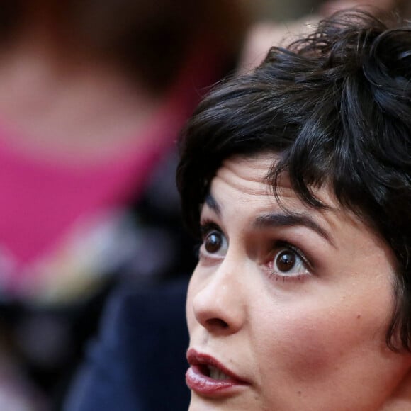 Audrey Tautou - Cérémonie de remise des insignes de Grand Officier de la Légion d'Honneur à Gilles Jacob par François Hollande au Palais de l'Elysée le 9 octobre 2014.