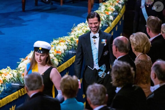 Le prince Carl Philip - La famille royale de Suède lors de la cérémonie de remise du prix Nobel à Stockholm. Le 10 décembre 2023