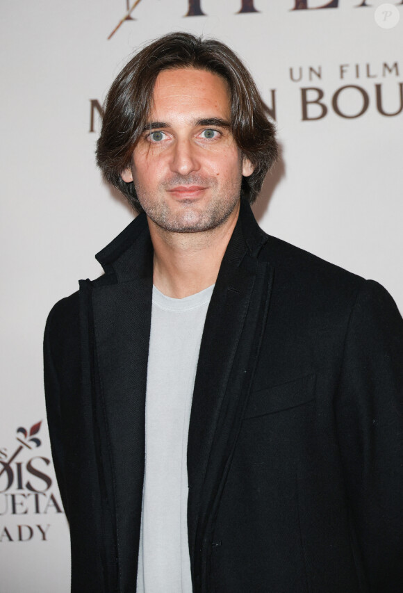 A cette occasion, des proches ont dressé le portrait du cinéaste passionné
Dimitri Rassam - Première du film "Les Trois Mousquetaires: Milady" au Grand Rex à Paris le 10 décembre 2023. © Coadic Guirec-Dominique Jacovides /Bestimage 