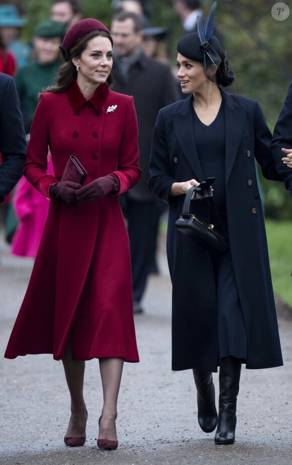 L'arrivée de Meghan Markle dans la famille royale n'a laissé personne de marbre.
Catherine Kate Middleton, la duchesse de Cambridge et Meghan Markle, la duchesse de Sussex enceinte - La famille royale britannique se rend à la messe de Noël à l'église Sainte-Marie-Madeleine à Sandringham.