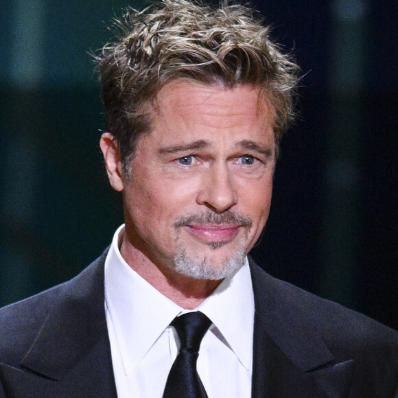 Brad Pitt était à Paris pour ses 60 ans.
Brad Pitt remet un César d'honneur lors de la 48ème cérémonie des César à l'Olympia à Paris. © JB Autissier / Panoramic / Bestimage 