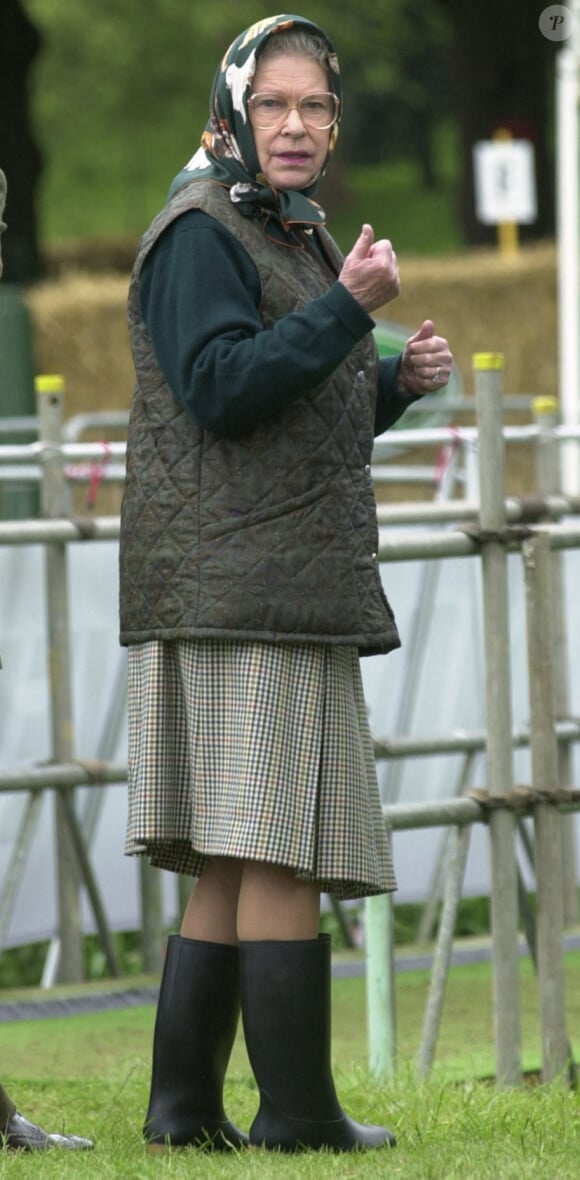 La reine Elisabeth II - The Royal Windsor Horse Show, dans le Berkshire en 2002.
